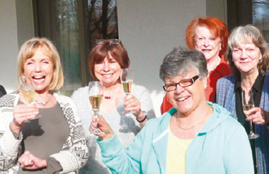 2 Zeitungsauschnitte